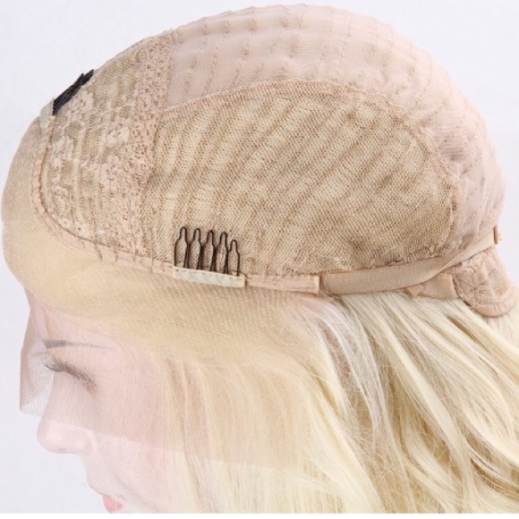 ✨HP 1/10 Beth Short Wavy Blonde LACE FRONT Wig*NWT main image 7